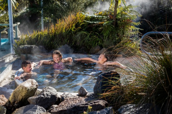 Waikite Hot Pools Rotorua - Ta Ara ahi